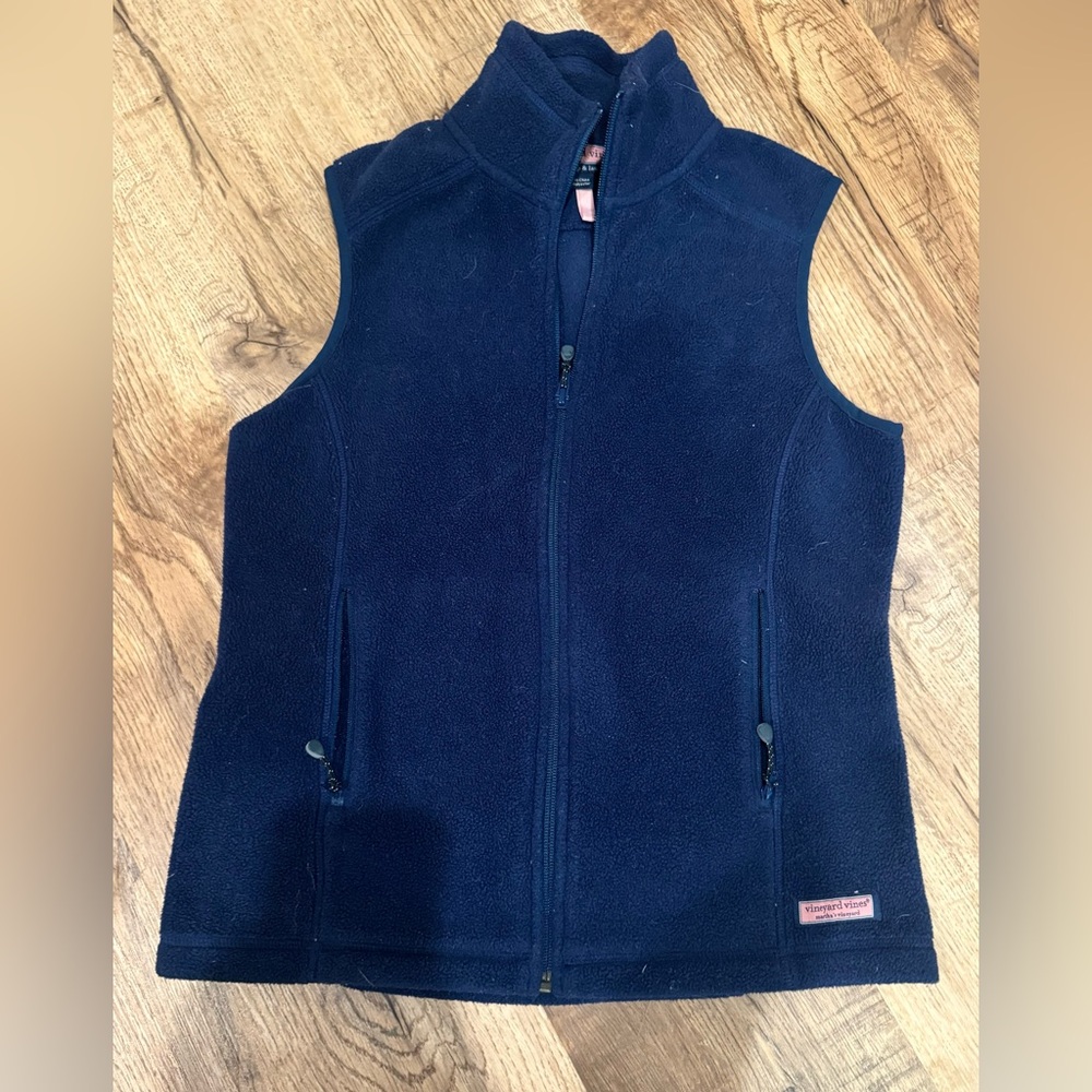 Navy Vineyard Vines Teddy vest